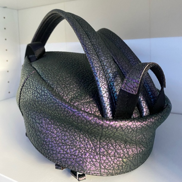 💜COACH MINI BACKPACK 💚 HOLOGRAPHIC OIL SLICK - Picture 9 of 16